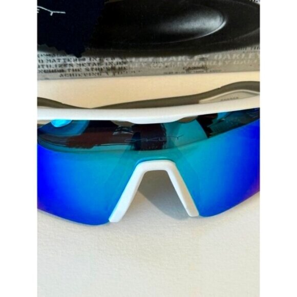 Oakley Radar EV PRIZM Polarized Blue OO9208 White-Gray Frame - Picture 10 of 11